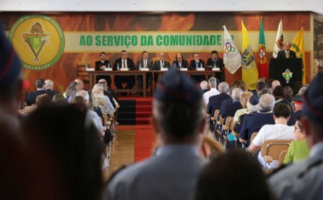 96&ordm; Anivers&aacute;rio da Associa&ccedil;&atilde;o Humanit&aacute;ria dos Bombeiros Volunt&aacute;rios Tirsenses (Amarelos)